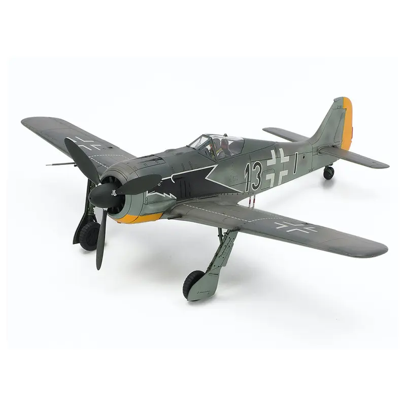 Scale Model Kit - FW190 A-3 Focke-Wulf