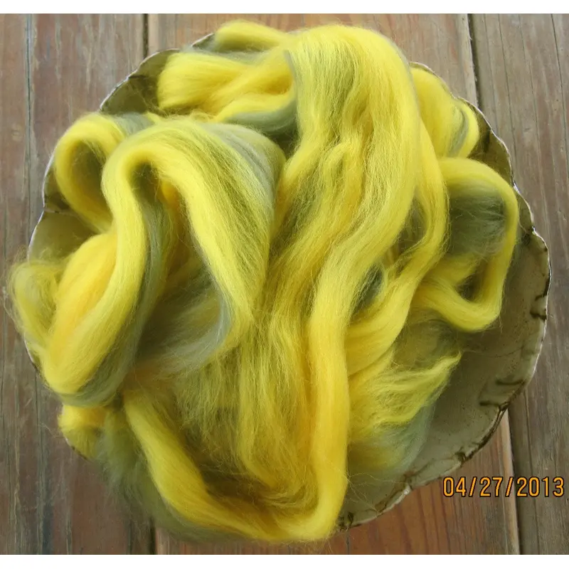 Avocado Gold Superwash Longwool Top