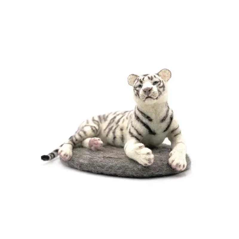 World of Wool Felting Kit - Tasia the Tiger